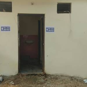 Ladies_Toilet_original